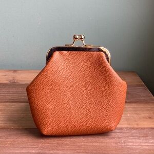 Jen & Co Vegan Leather Cleo Coin Pouch Kisslock Bag